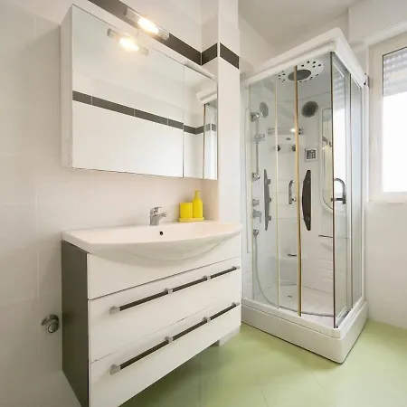 Apartman Trilo Jonio In Centro Citta E A Pochi Minuti Dal Mare Del Salento Torre San Giovanni Ugento