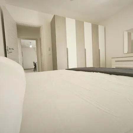 Trilo Jonio In Centro Citta E A Pochi Minuti Dal Mare Del Salento טורה סן ג'ובאני אוג'נטו